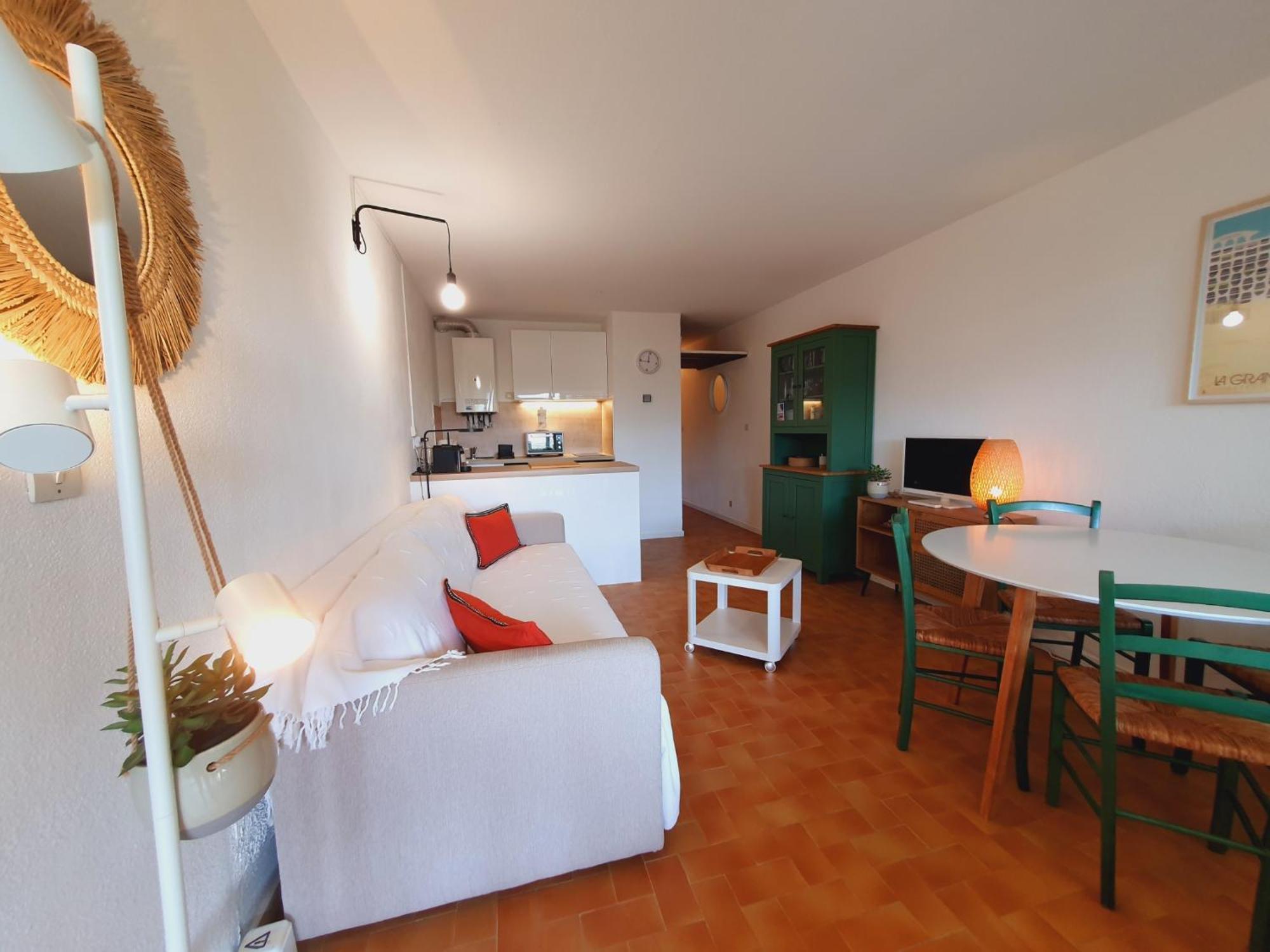 T2 Traversant Familial Cap Sud Parking Plages - Rossiconciergerie - Linge En Option La Grande-Motte Exterior photo